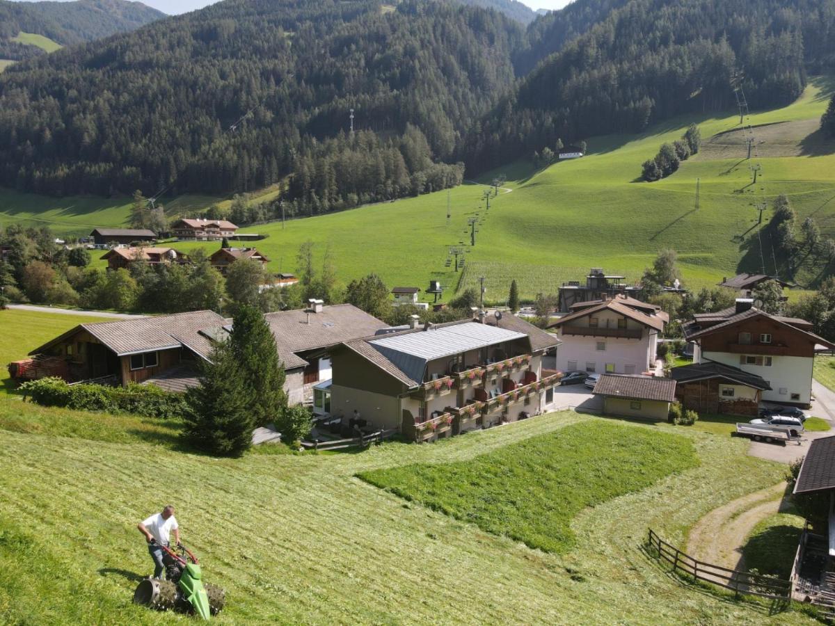 Gourmet Alpinhotel Sonnleiten Cadipietra Esterno foto