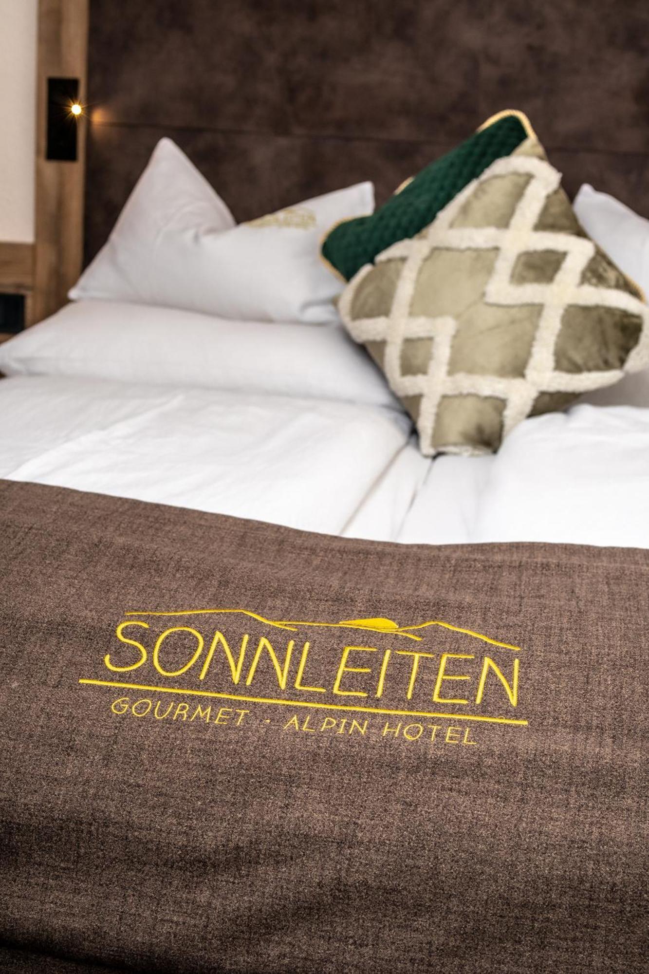 Gourmet Alpinhotel Sonnleiten Cadipietra Esterno foto