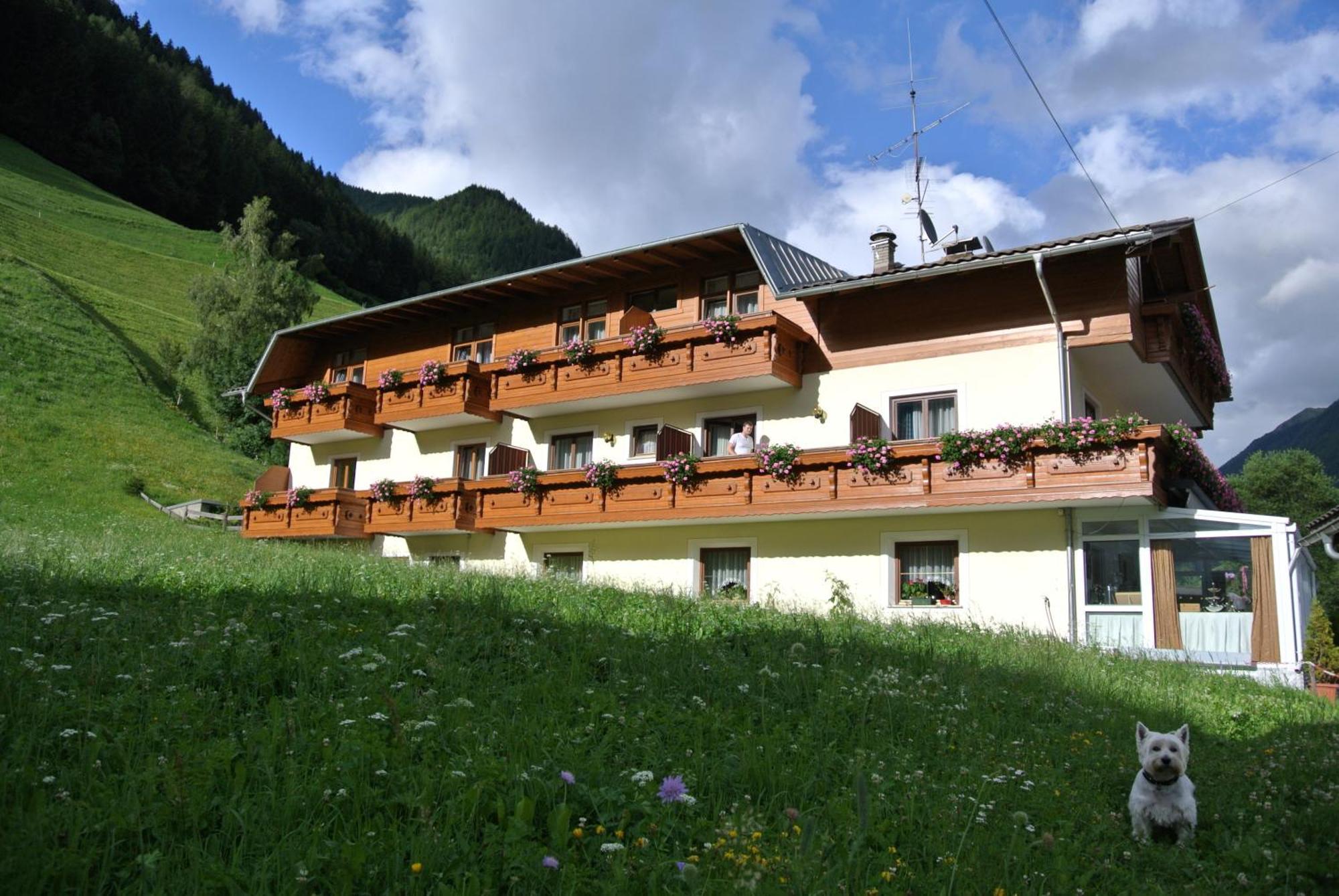 Gourmet Alpinhotel Sonnleiten Cadipietra Esterno foto