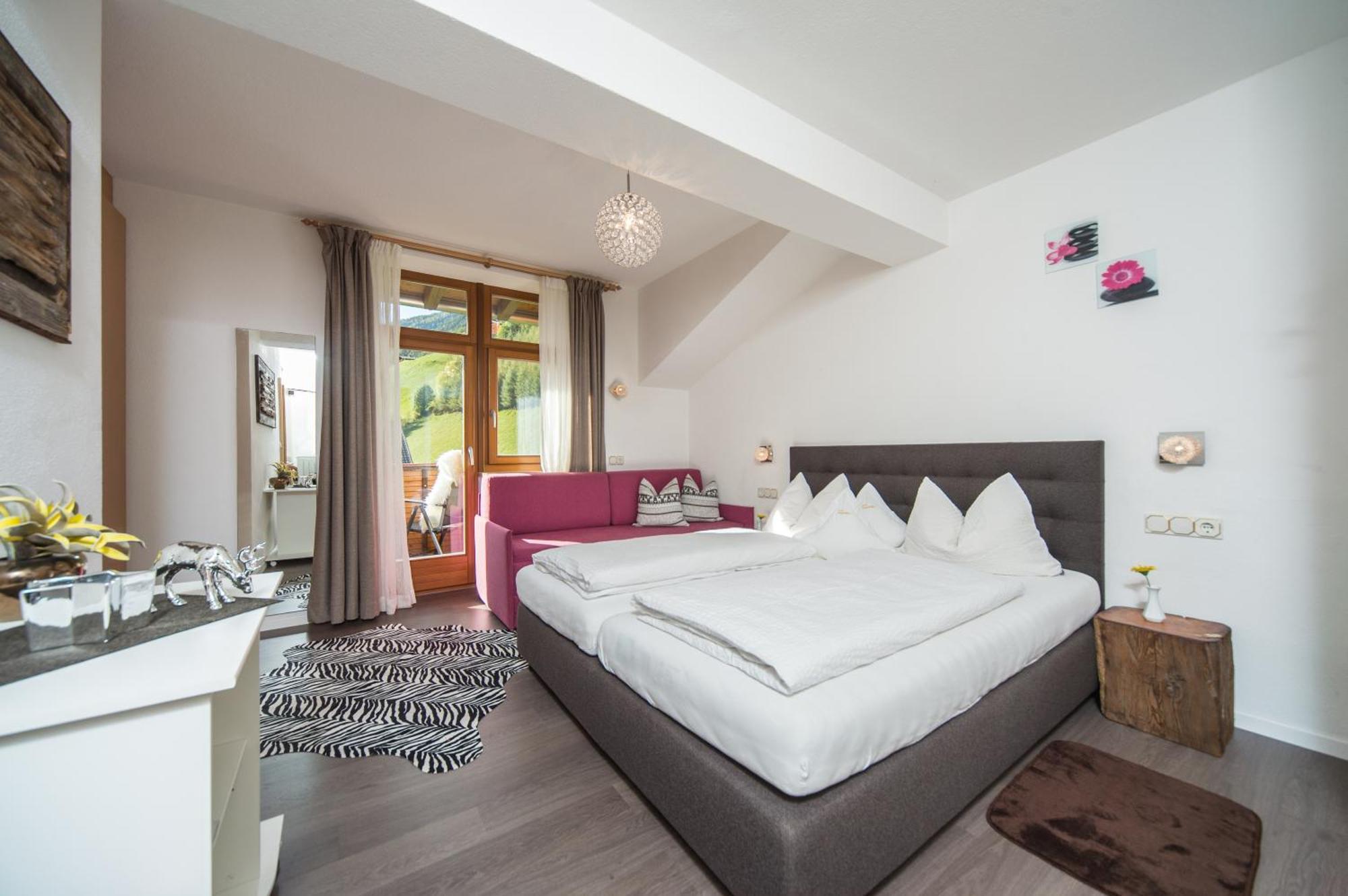 Gourmet Alpinhotel Sonnleiten Cadipietra Esterno foto