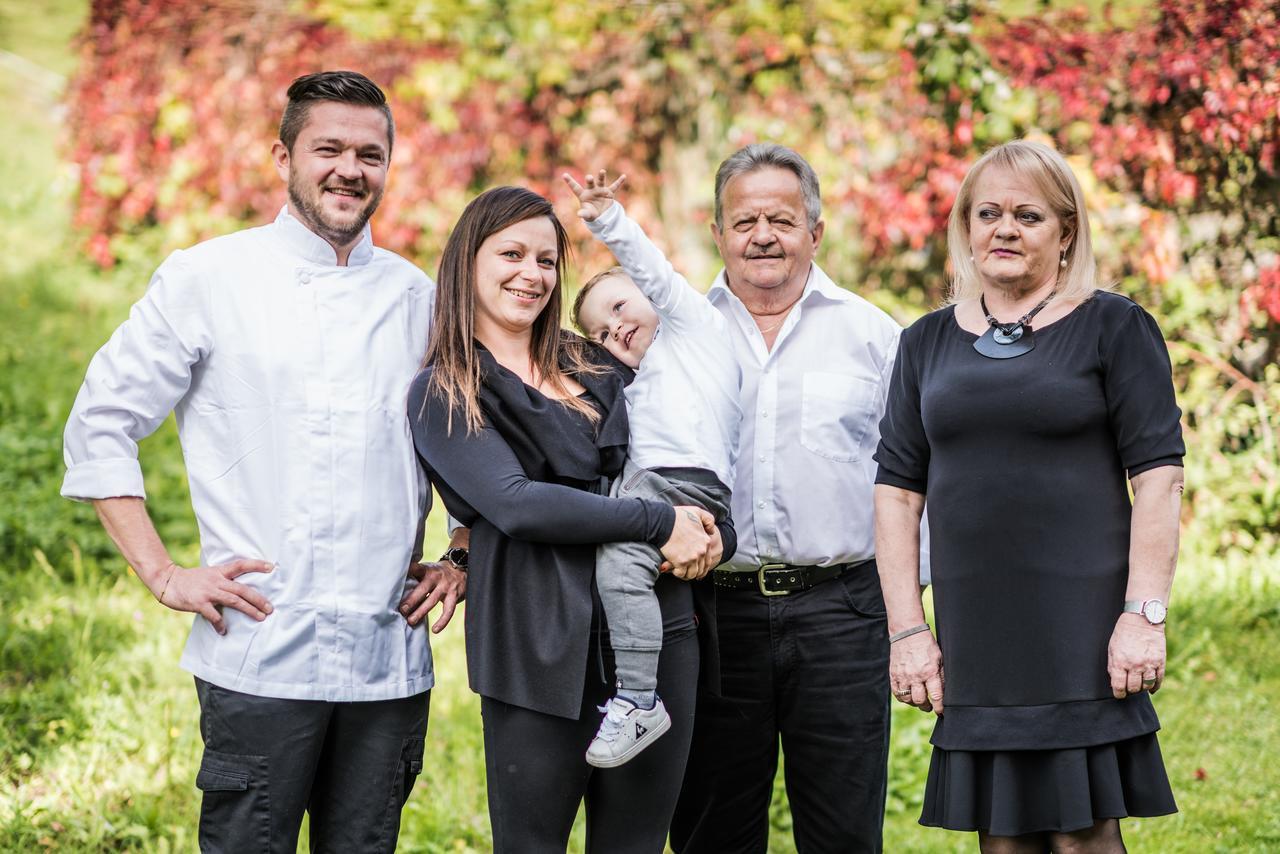 Gourmet Alpinhotel Sonnleiten Cadipietra Esterno foto