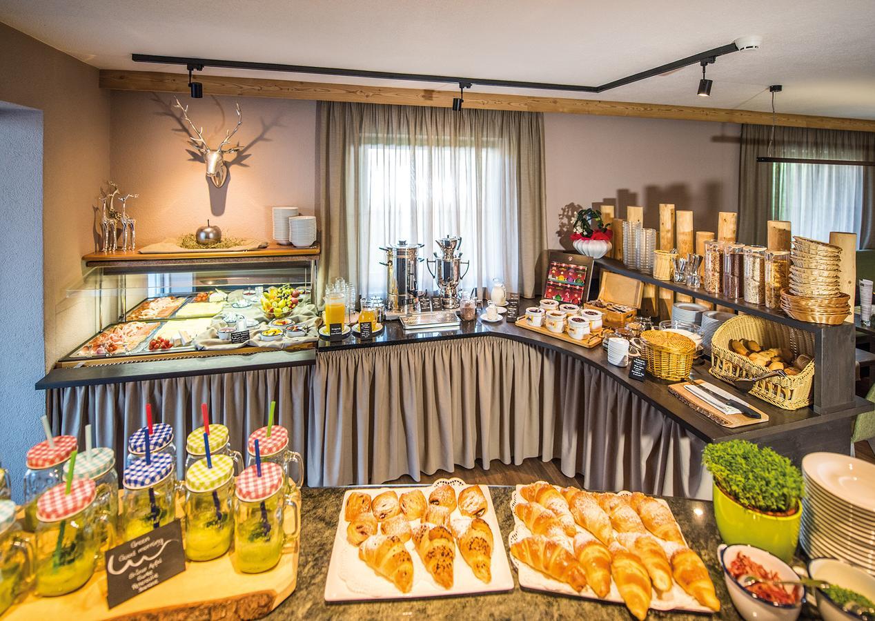 Gourmet Alpinhotel Sonnleiten Cadipietra Esterno foto